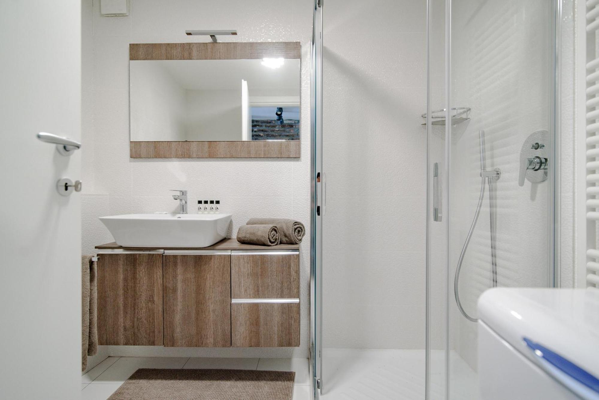 Gem Of The Lake - Luxury Apartment Como Old Town מראה חיצוני תמונה
